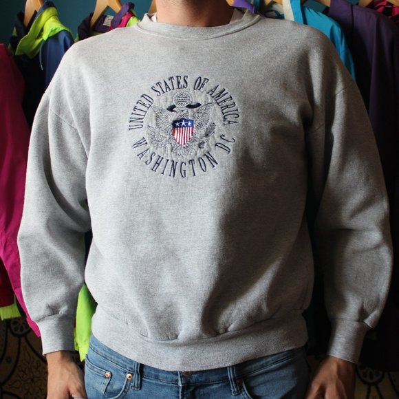 Vintage Other - Vintage Embroidered United States Of America Tee